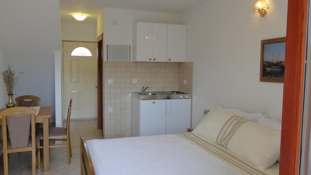 Villa Agava Vrboska Chambre photo